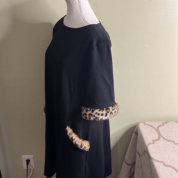Sara Campbell black short sleeve fur trim cheetah front pockets swing dress - Picture 15 of 17